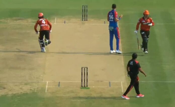 SRH Batter Abhishek Sharma Run Out After Terrible Mix-Up With Travis Head. Reaction Goes Viral - Watch | Cricket News