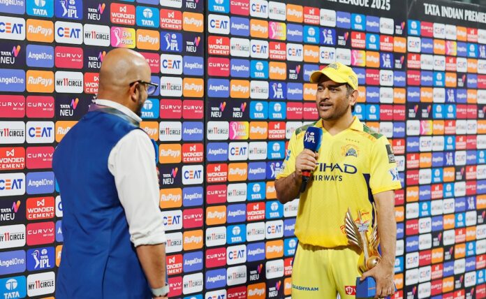 MS Dhoni Joins IPL Franchises vs Curator War, Says 