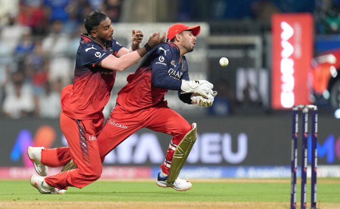 Royal Challengers Bengaluru Stars Collide, End Up Spilling Catch; Ritika Sajdeh's Reaction Viral | Cricket News