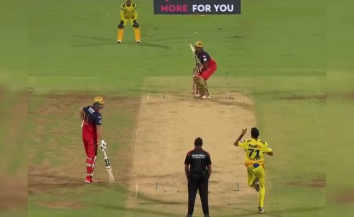 6,6,4,6,6,4 - RCB Star Romario Shepherd Annihilates CSK Pacer For Most Expensive Over Of Season. Watch | Cricket News