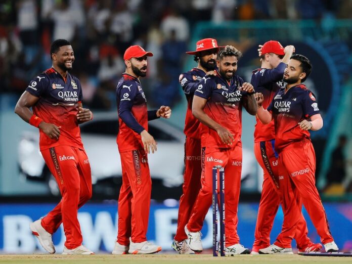AB De Villiers Takes Brutal Dig At Commentators Over RCB Criticism: 