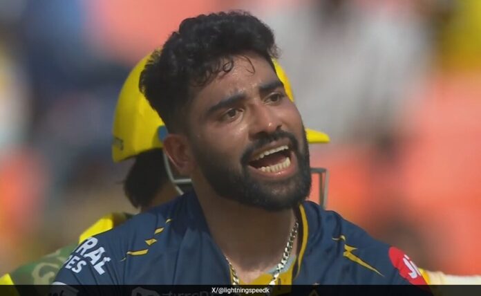 Mohammed Siraj Loses Cool After GT Star's Blunder. Ravi Shastri's Reaction Adds To Drama | Cricket News