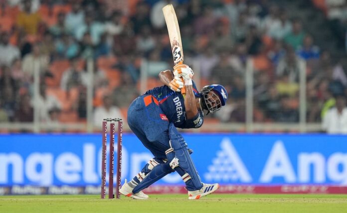 Rishabh Pant Slams No-Look Six For LSG vs GT. Shot Goes Viral. Watch | Cricket News