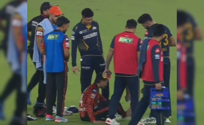 Shubman Gill 'Kicks' Abhishek Sharma After Heated Argument With Umpires - Video Goes Viral | Cricket News